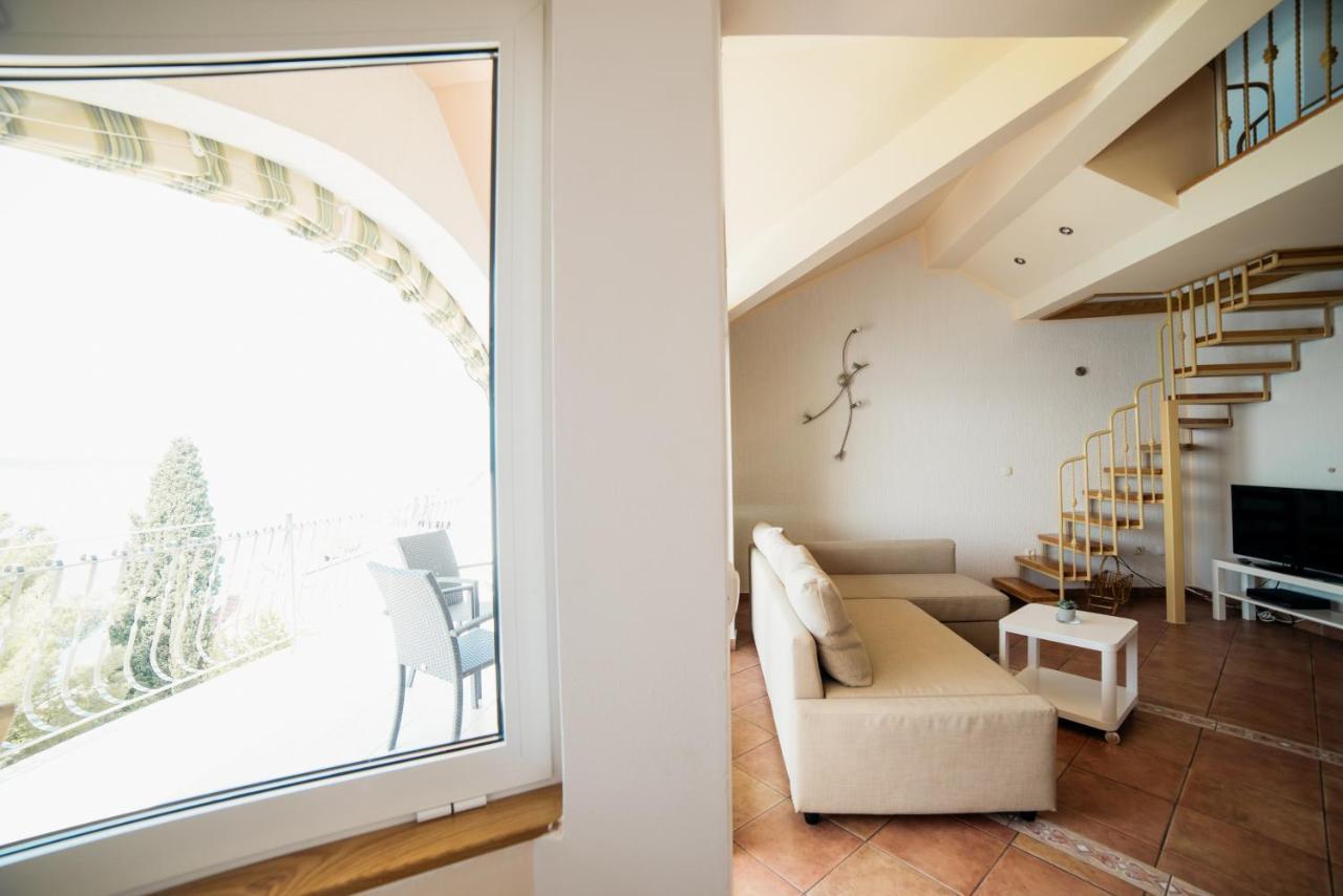 Apartment Selce 5206A Kültér fotó