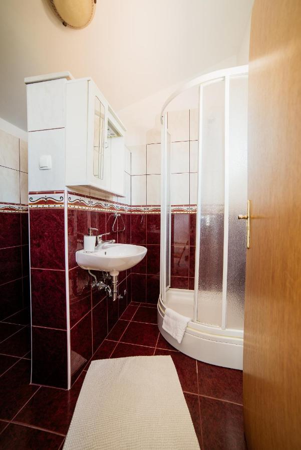 Apartment Selce 5206A Kültér fotó