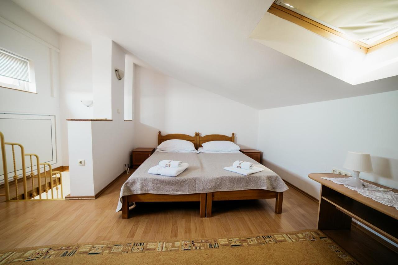 Apartment Selce 5206A Kültér fotó